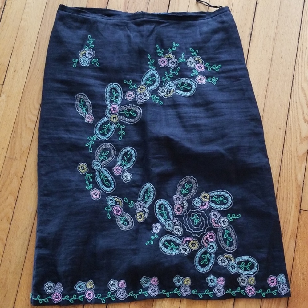 Beaded French connection linen skirt